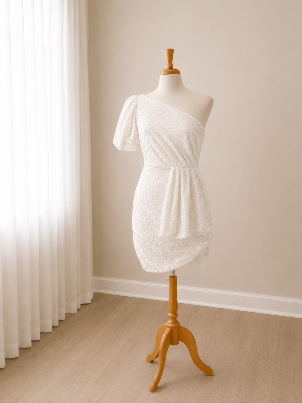 Sachin & Babi Ivory Sequin Mini Dress – Size 8 – NWT